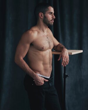 photographed by erik carter 97334393.jpg