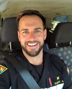 Police Officer 66032571.jpg