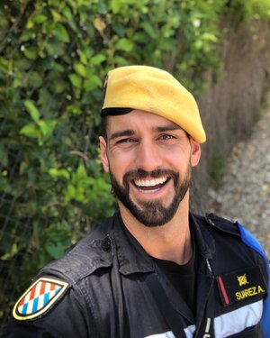 Police Officer 296323605.jpg