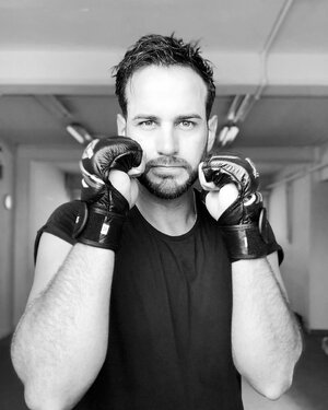 Jose Suarez 60283404.jpg