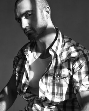 Enzo 1 129294195.jpg