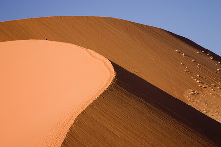 Sossusvlei_Dune_Namib_Desert_Namibia_Luca_Galuzzi_2004.jpeg.jpg