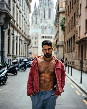 Barcelona 279378091.jpg