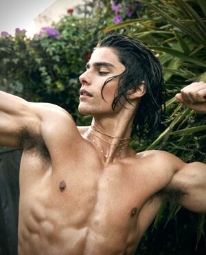 E28KRJrUYAI9o9l 2.jpeg