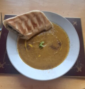 Soup & Garlic Bread.jpg