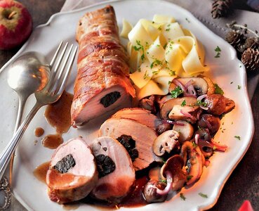 gefuelltes-schweinefilet-3652368-dam-msl.jpg gefuelltes-schweinefilet-3652368-dam-msl.jpg