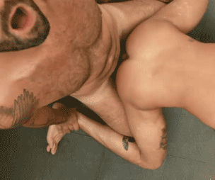 bdsmlr-40548-c9X5KvrU3z.gif