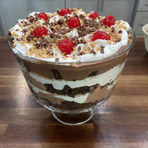 trifle.jpg trifle.jpg