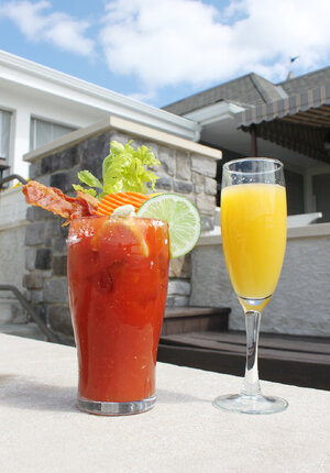 Cocktails_2.jpg Cocktails_2.jpg