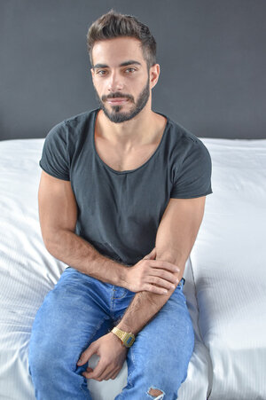 little_monkey_photographe 1 g_20_vxWU3zTNSA.jpg