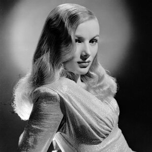 vf-1222-veronica-lake-lede.jpg