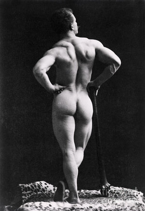 strongman-eugene-sandow-posing-nude-bettmann.jpg
