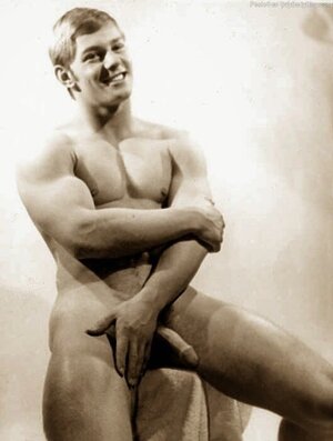 Nude-Vintage-Shots-Of-Hunky-Young-British-Stud-John-Hamill-5.jpg