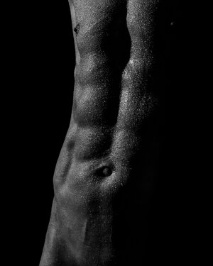 nude-male-abs.jpg