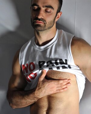 Enzo 2004 88693458.jpg