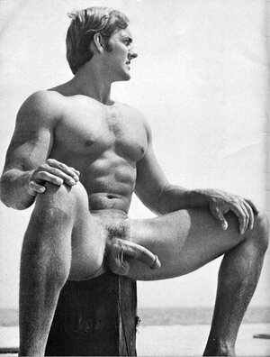 1675294118_babenki-top-p-vintage-naked-men-swimming-porno-88.jpg