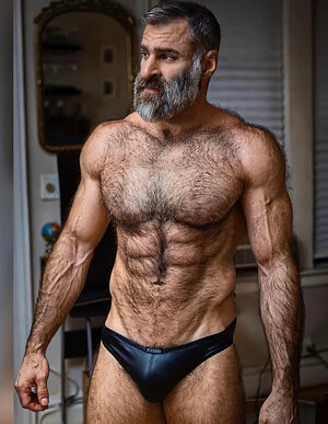 Hairy-Daddy-Hunks-Big-Daddy-Bears-Hot-Muscles-001.jpg