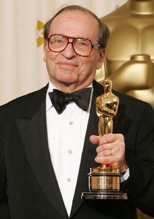 Sidney-Lumet-Academy-Award-lifetime-achievement-2005.jpg