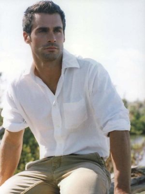 white shirt (02).jpg