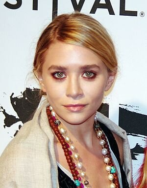 300px-Ashley_Olsen_2011_Shankbone.jpeg.jpg
