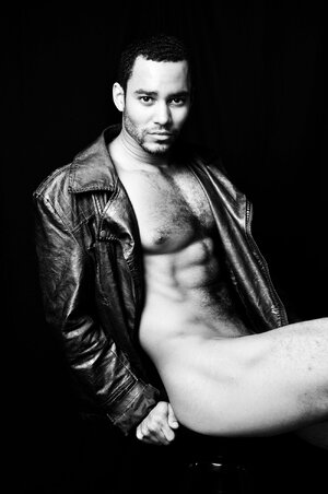 photographed by Carlos Velez lonnie-white2.jpg