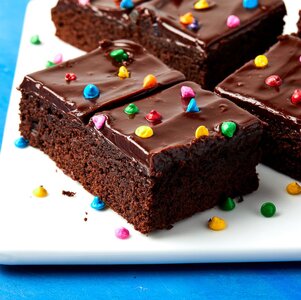 delish-202104-cosmicbrownies-226-1619447422.jpg