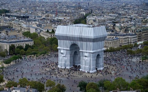 arc-de-triomphe-wrapped-christo-and-jeanne-claude_dezeen_2364_hero.jpg