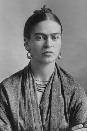 Frida_Kahlo,_by_Guillermo_Kahlo.jpg