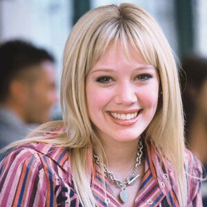 rs_600x600-190826092111-600-Lizzie-McGuire-LT-082619-shutterstock_editorial_5878845j_huge.jpg