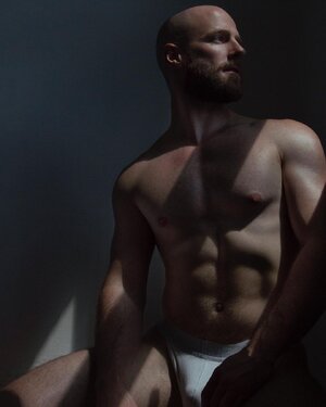 photographed by Walter Zak-284955914.jpg