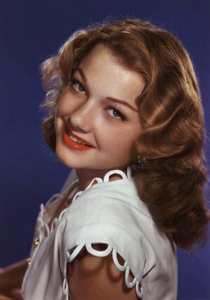 Anne_Baxter.jpg