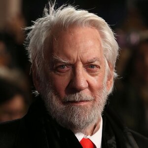 donald-sutherland-GettyImages-495892778_1600.jpg