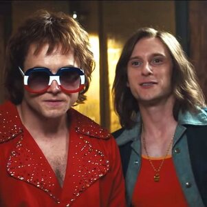 rocketman-taron-egerton-jamie-bell-1556960802.jpg