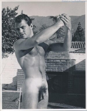 Vintage-Naked-Hunk-Gary-Seegar-8-600x763.jpg