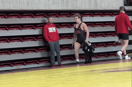 NorthernIowaWrestling-1.gif
