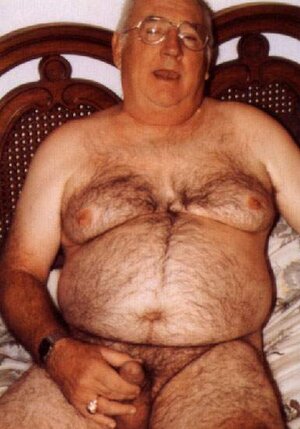 tumblr_mgmq8jgyZS1s2giuzo2_400 smiley.jpg