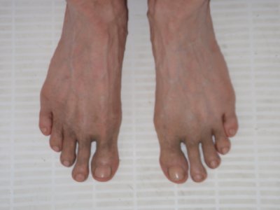 Man's feet for oral foot fetish 7-09 (4).JPG