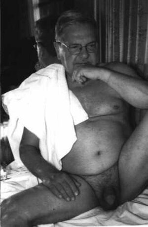 tumblr_n3bwhseCR61t0aj0co1_400 thinking.jpg