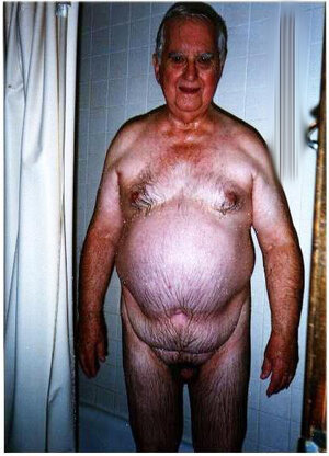 tumblr_n3au1duXMI1sluioco1_400 seniorgay.jpg