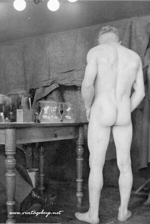 Vintage-Gay-Military-Porn.jpg