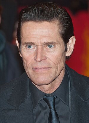 800px-Willem_Dafoe_2014_(cropped).jpg