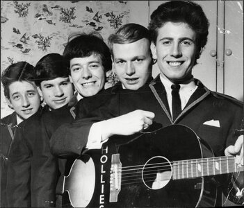 Hollies-Tony-Hicks-Allan-Clarke-Eric-Haydock-1964.jpg