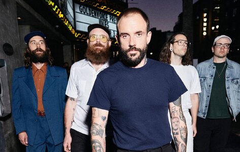2021_NME-IDLES-Credit-JONATHAN-WEINER-11@2000x1270.jpg
