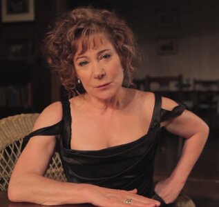 Zoe_Wanamaker.jpg