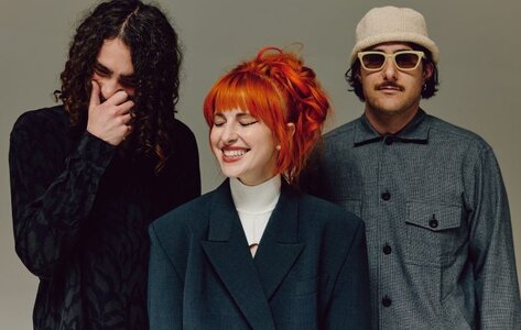 NME-PARAMORE-HERO-2023@2560x1625-696x442.jpg