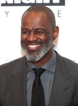 800px-Brian_McKnight_by_Gage_Skidmore_2.jpg