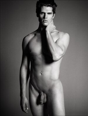 sexy-nude-male-models-182543.jpg