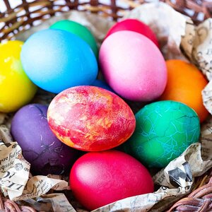 How-to-Make-Dyed-Easter-Eggs-with-Food-coloring-in-10-Mins8.jpg