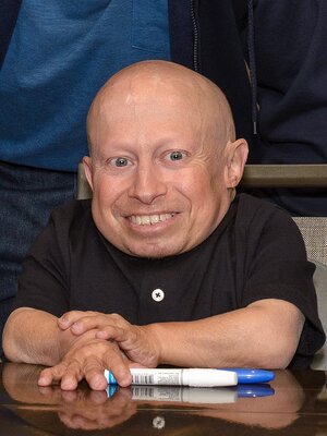 Verne_Troyer_Chiller_Theatre_Expo.jpg