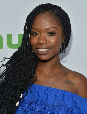 Xosha-Roquemore.jpg